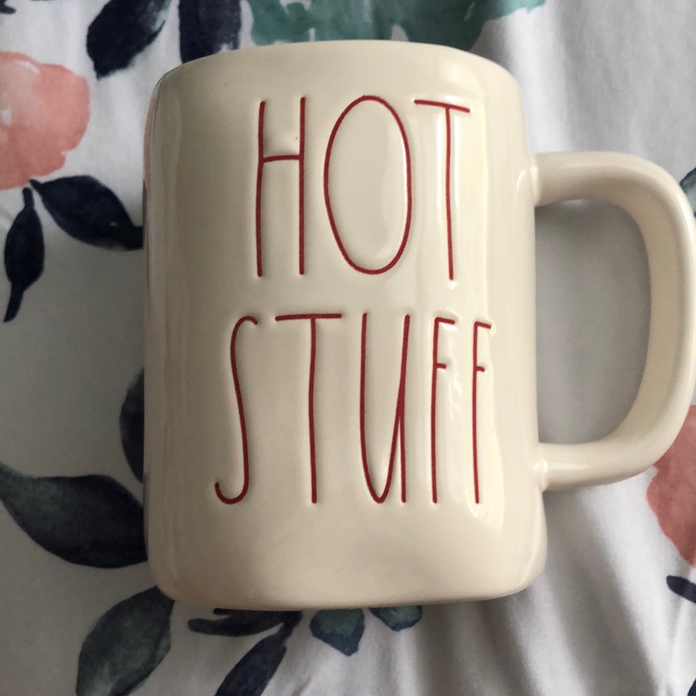 NWOT RAE DUNN “HOT STUFF” MUG ☕️